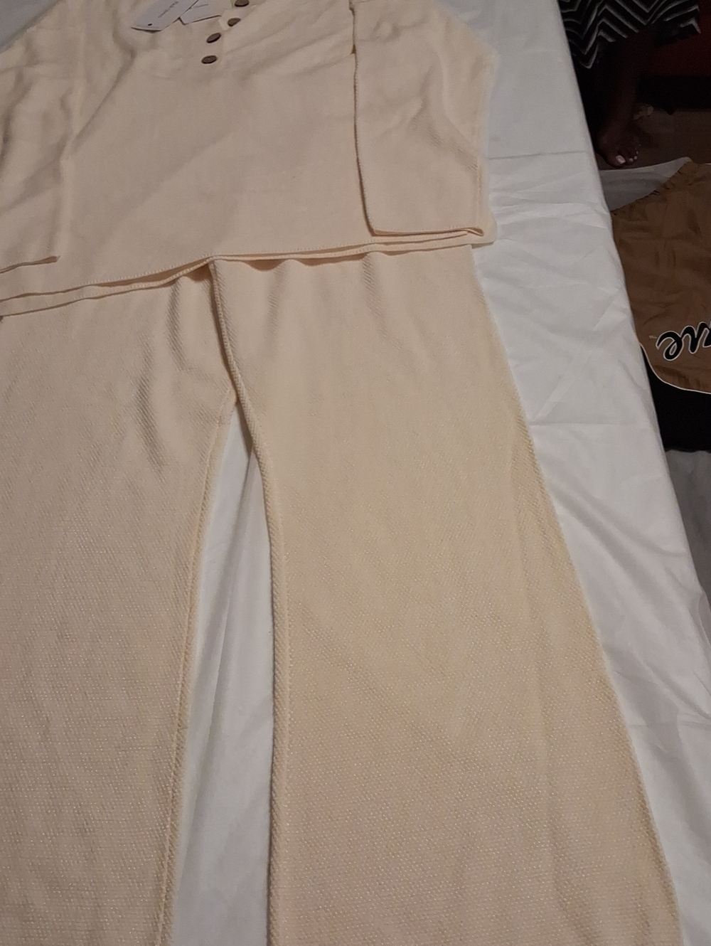 Women Cream Knit Pants & Top 2pc Set - Soft Comfortable Set